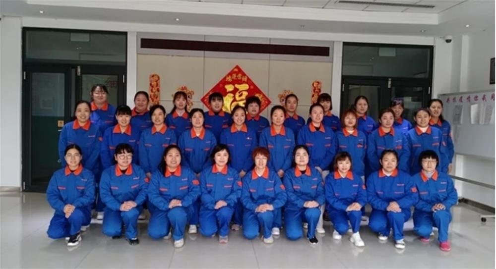 巾幗綻芳華！金鐘科技集團精密儀器車間應變計班：精密儀器生產線上的“解題人”